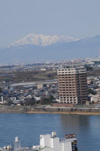 伊吹山 -2- 成田山名古屋別院より