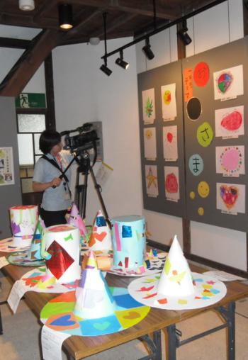 羽黒小学校一二年生作品展30日まで開催中