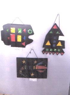 19日から羽黒小児童作品展。2年図画工作 3年習字