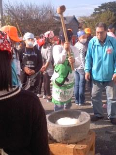 感謝の会もちつき大会 羽黒小学校
