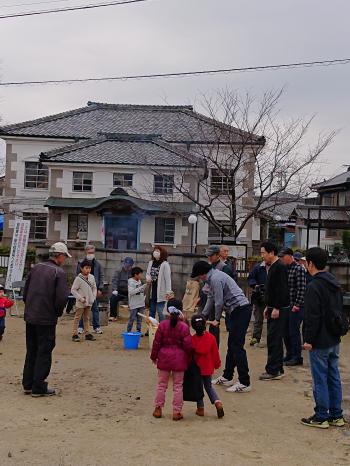 小弓の庄親子もちつき大会。12月23日開催中。